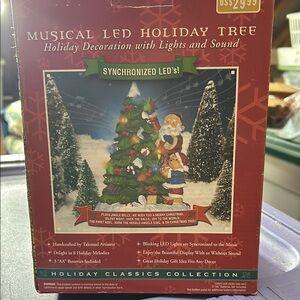 Musical Led Holiday Tree Holiday Classic Collection New In Box